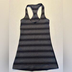 Lululemon Women's Black Grey Cyber Stripe Cool Racerback Tank Top CRB Size 4